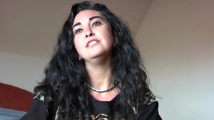 Puta Locura - Busty brunette threesome