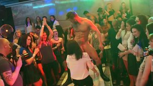 Party Hardcore: Riding a dick at the party