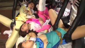 Sloppy fucking along with beautiful asian teen chick