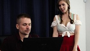 Bare Back Studios: Lena Paul does what shes told