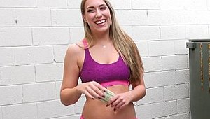 PublicPickups - Kimber Lee workout