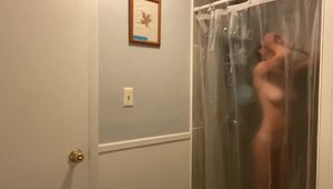 Young amateur voyeur rides a hard dick in the shower