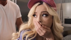 Brazzers: Bubble Butt Bounced On Big Schlong